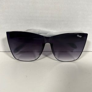 QUAY COME THRU sunglasses.